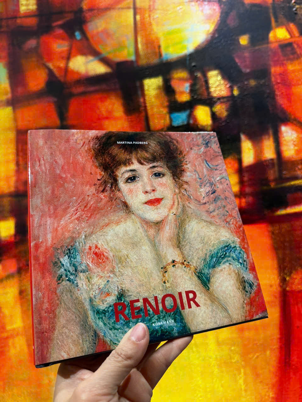 Sách - Renoir by Martina Padberg - Nghệ thuật tiếng Anh/ Art Book in English