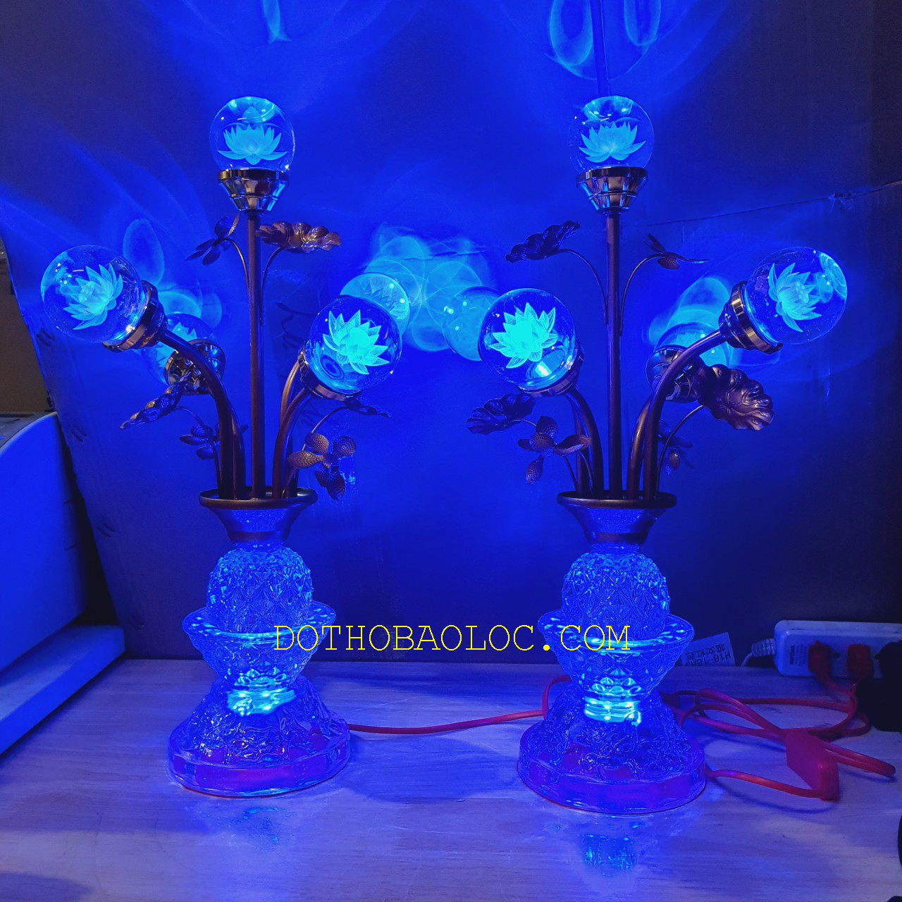 Cặp đèn quả cầu pha lê hoa sen Cao 47