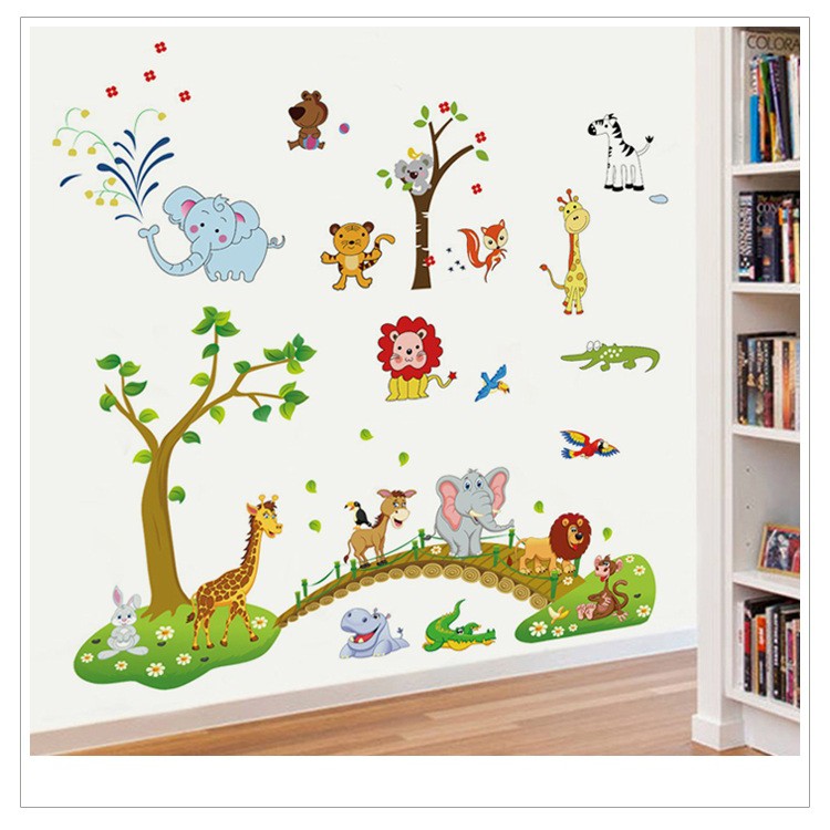 Decal dán tường Voi phun nước và thú qua cầu - HP430