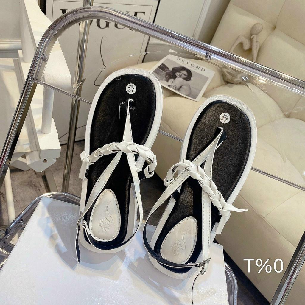 Dép Sandal nữ ĐẾ BÁNH MÌ QUAI TAM GIÁC cá tính đen và trắng