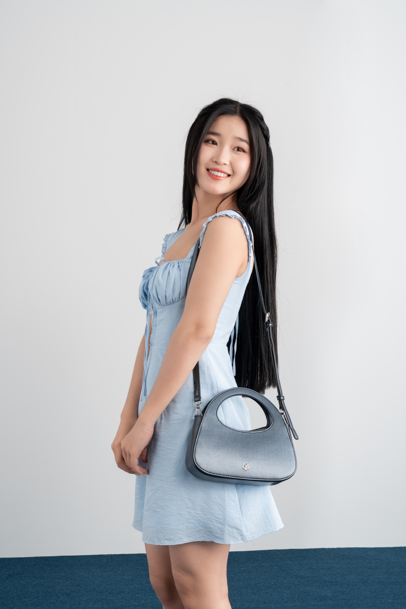 Túi Yuumy ( Thời trang nữ túi đeo chéo da + ví mini -  Bộ quà tặng túi xách Nâng Niu YHQ01 )