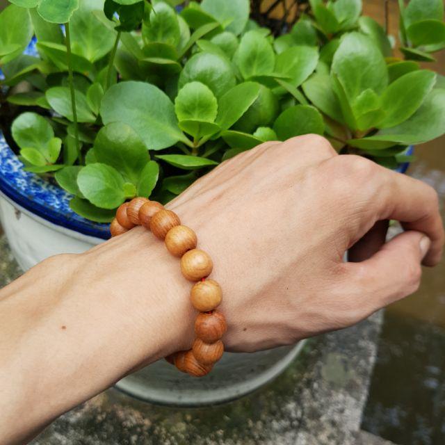 Vòng gỗ ngọc am