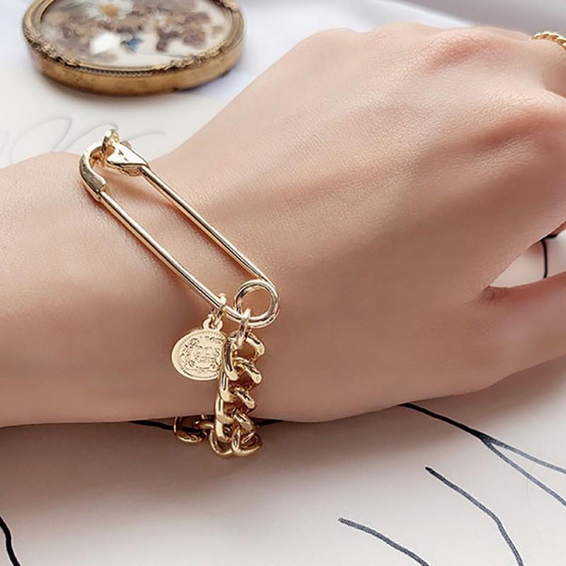 Vòng Tay Hợp Kim Mặt Hình Đồng Xu Phong Cách Cổ Điển