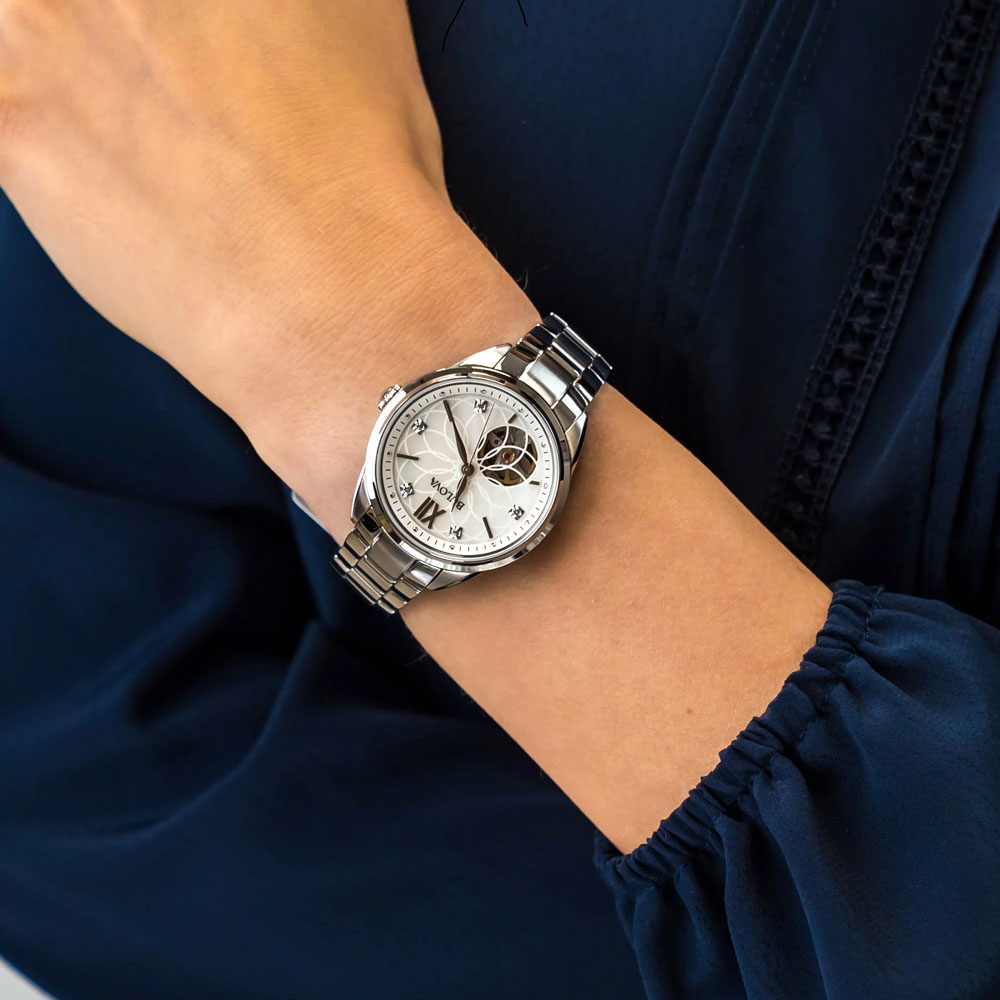 Đồng Hồ Nữ Bulova Đính Kim Cương Dây Thép Không Gỉ 96P181 - Mặt Xà Cừ