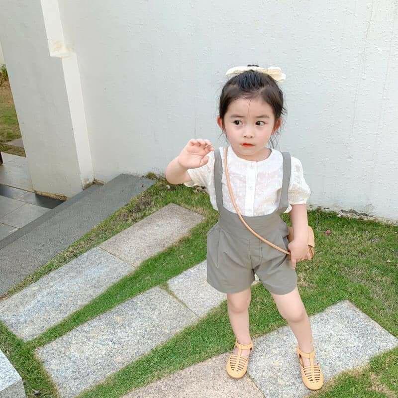 SET YẾM ÁO TRẮNG THÊU HOA ĐỤC LỖ
