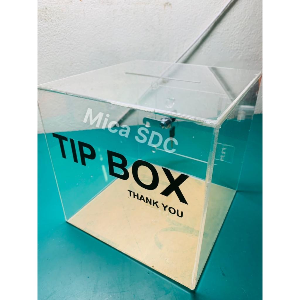 Hộp Đựng Tiê`n Tip - TIP BOX bằng mica có ổ khóa