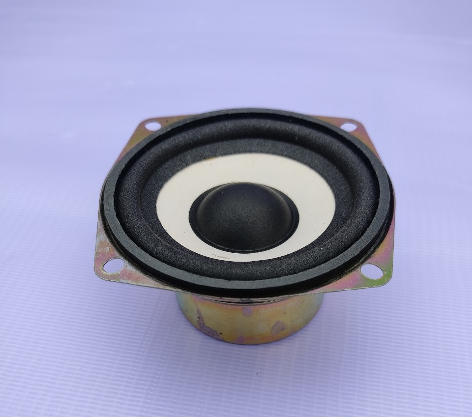 CỦ LOA VI TÍNH 8CM