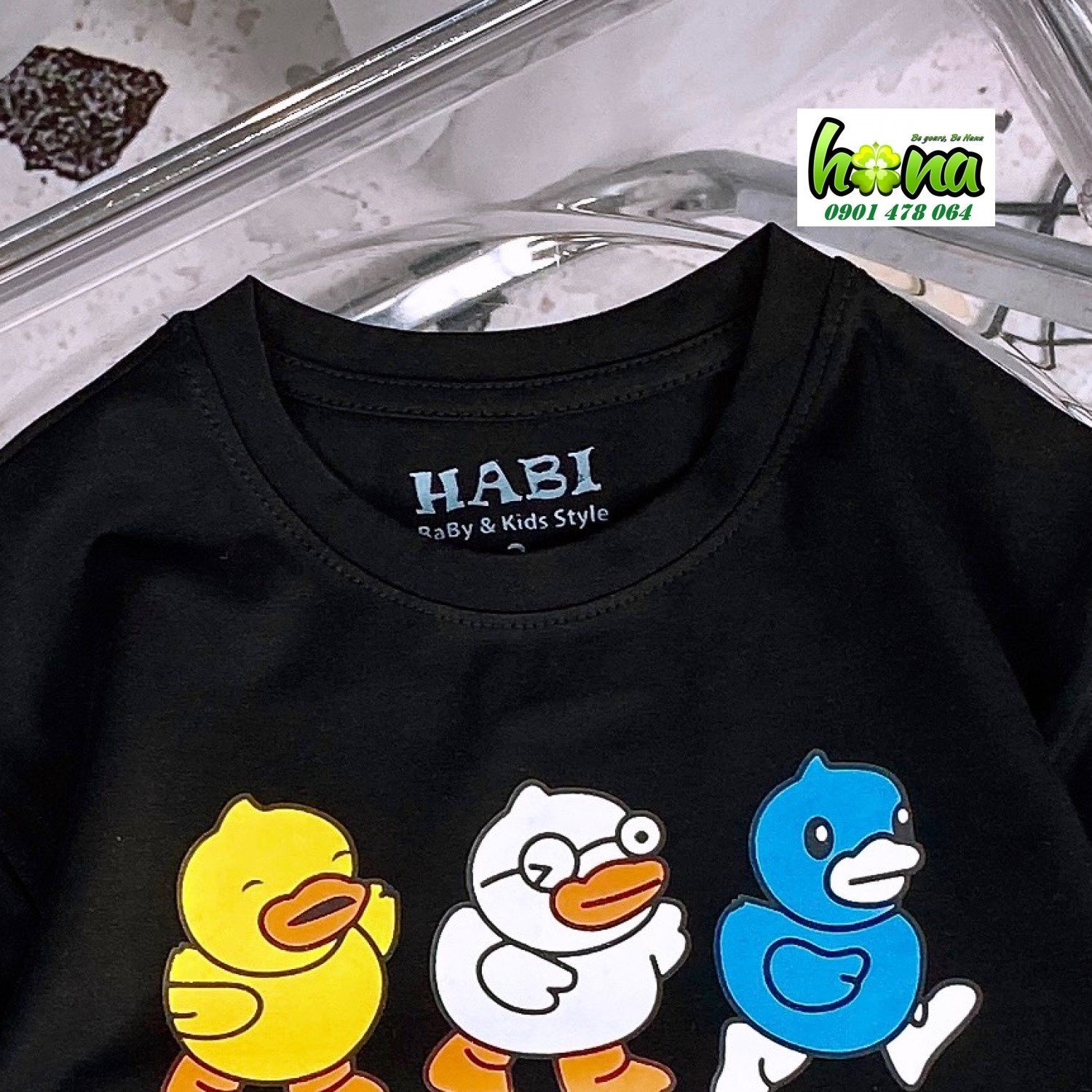 G1115 Áo Thun Đen Croptop Tay Ngắn In Hình 3 Con Vịt Cực Xinh Cho Bé Gái, Thun cotton mịn mát