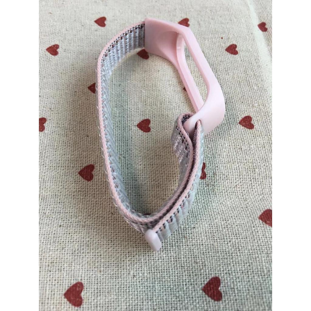 Dây đeo thay thế bằng silicon dành cho Xiaomi Miband 3 4 5 6