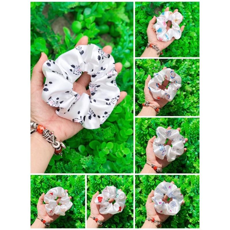 Buộc tóc SCRUNCHIES hoạt hình hoạ tiết khủng long