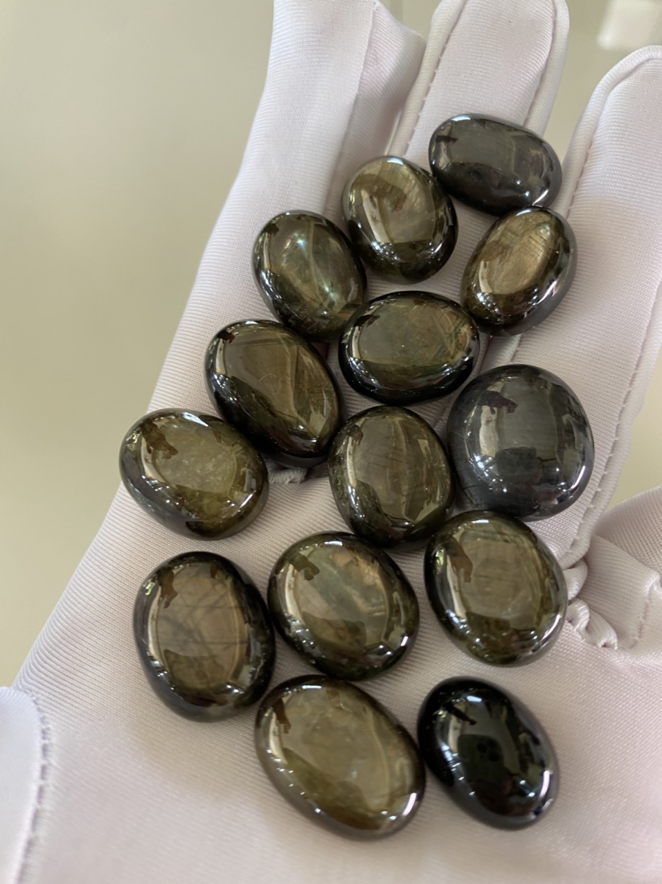 Đá sapphire tự nhiên 15 li