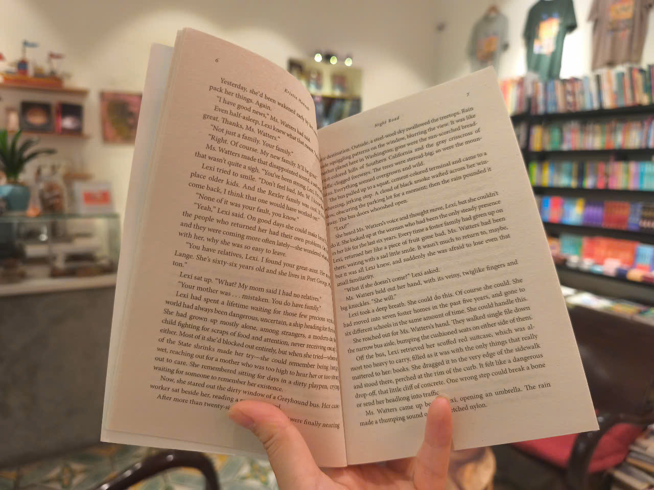 Sách - Night Road: From the multimillion copy bestselling author Kristin Hannah/English Fiction