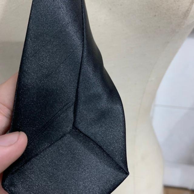 Ca vạt nam sinh thắt sẵn dài 35cm ngang 5cm