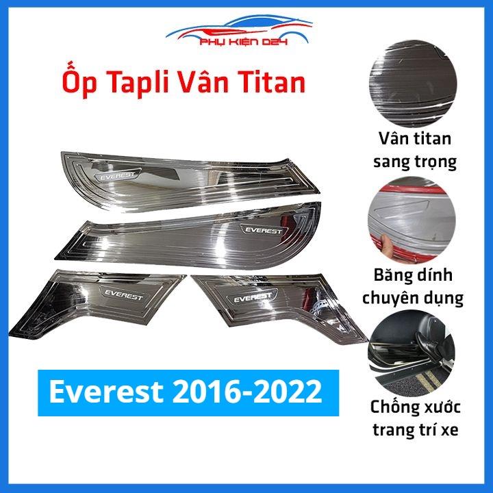 Bộ ốp tapli Ford Everest 2016-2017-2018-2019-2020-2021-2022 vân Titan chống xước va đập khi mở cửa và làm đẹp xe
