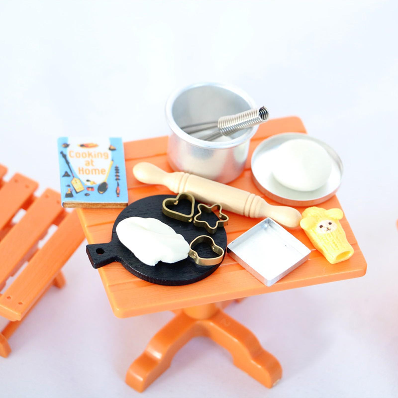 Food Baking Scene Simulation Baking Scene Set Miniature Baking Pan Beater for Gift