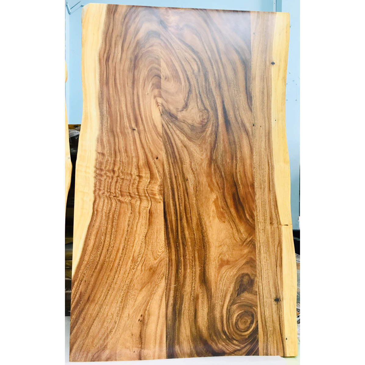 Mặt bàn gỗ me tây ghép tự nhiên bền đẹp dài 1m4