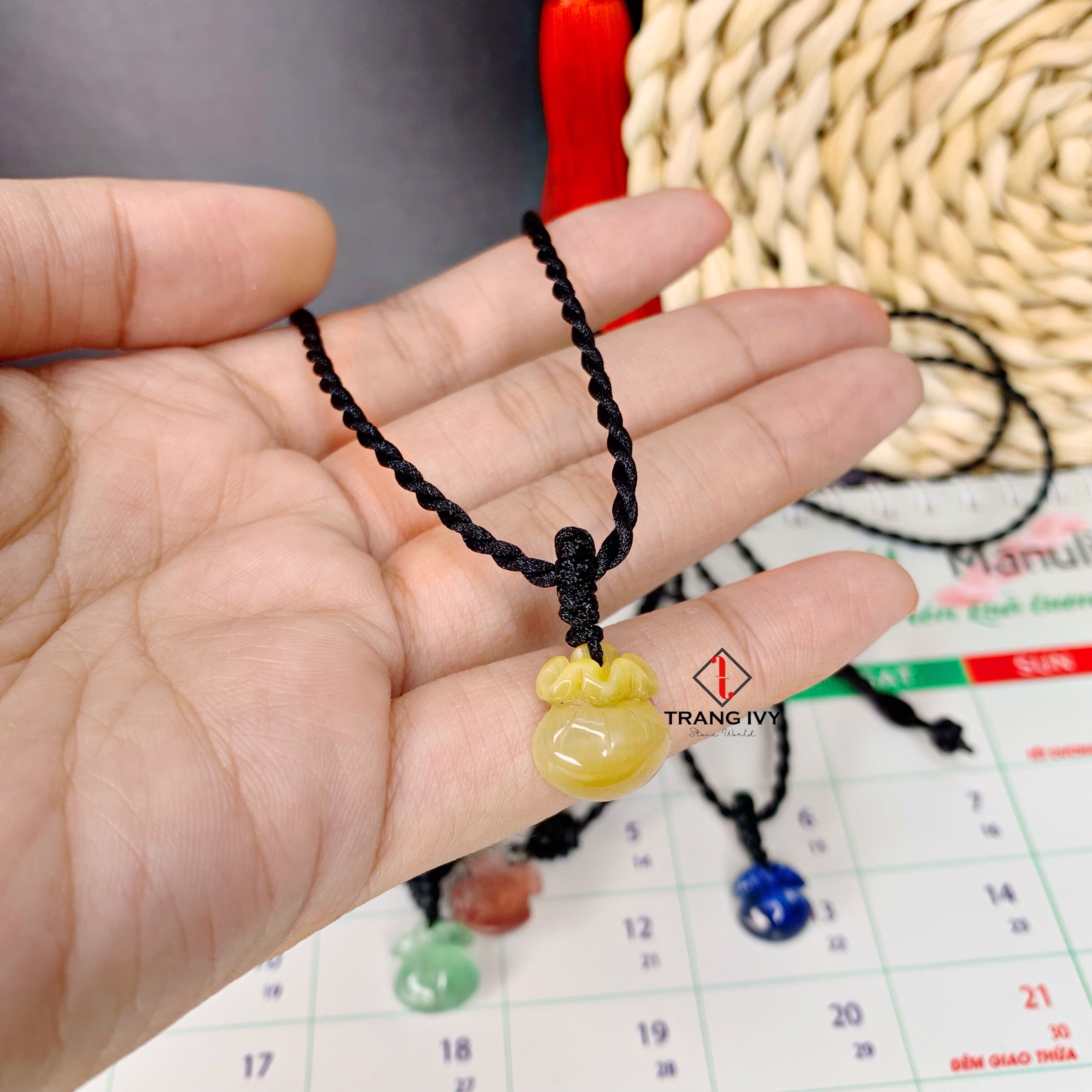 Dây Chuyền Túi Tiền Đá Phong Thuỷ Siêu Xinh Cho Các Mệnh