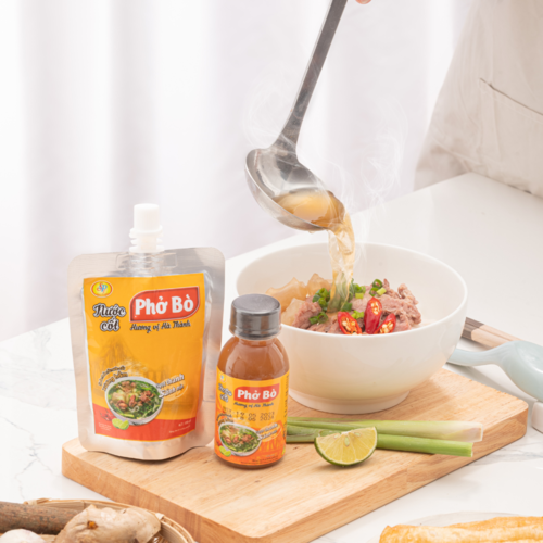 Nước cốt phở bò hương vị Hà Thành - Hàng xuất khẩu Nhật-Hoàn toàn từ nước cốt xương hầm,thơm ngon, chuẩn vị, không cần nêm nếm- túi 100ml