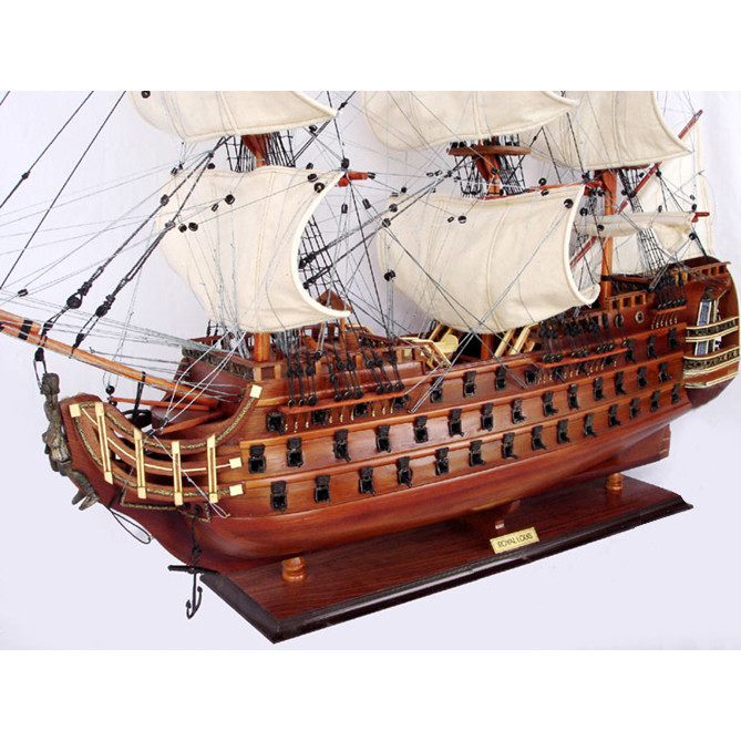 Thuyền buồm gỗ trang trí Royal Louis dài 95cm