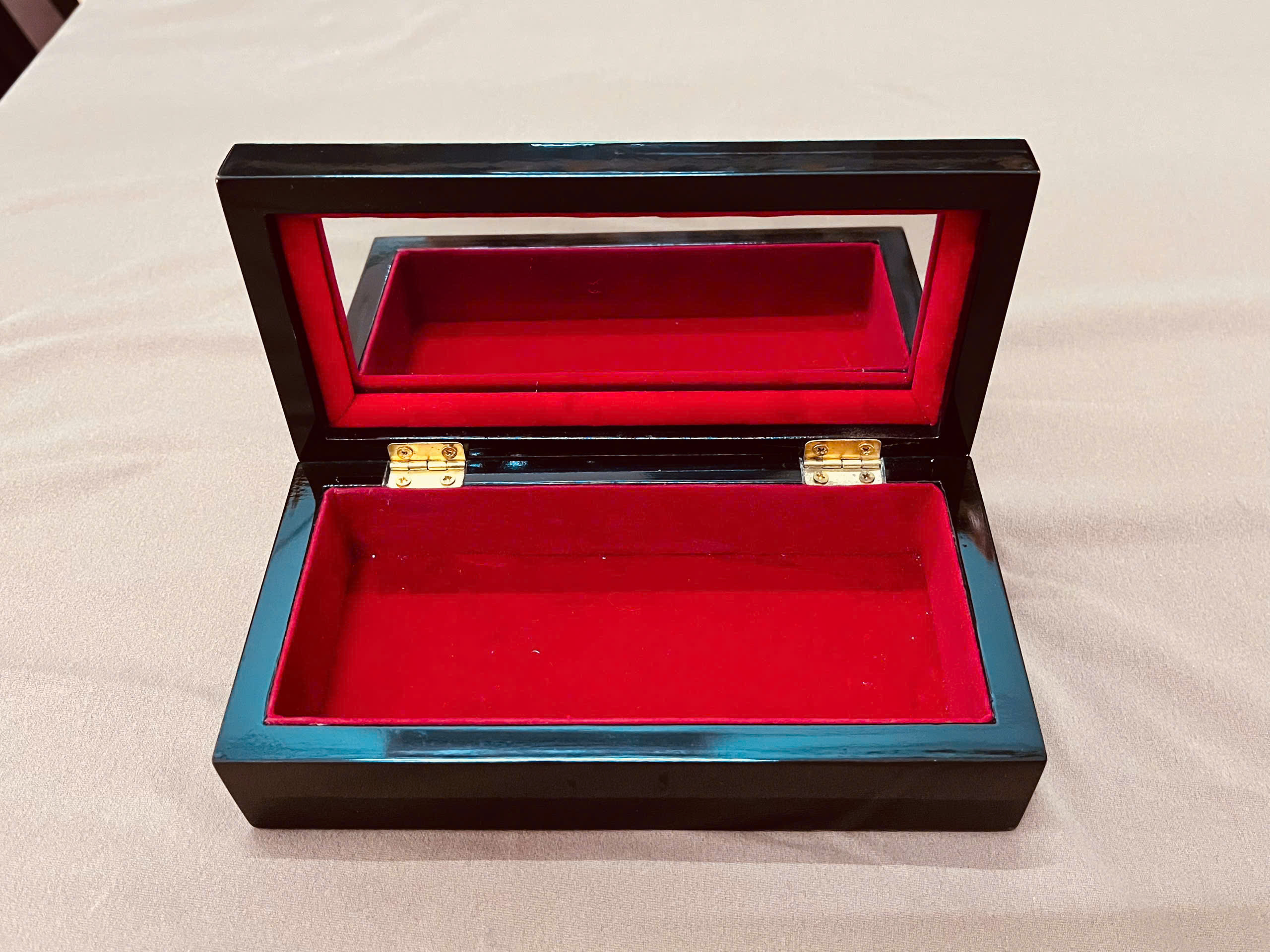 Hàng loại 1- Hộp Trang Sức Sơn Mài Cao Cấp size 9 x18 cm lót nhung sang trọng