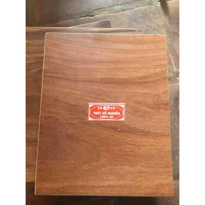 Combo 2 thớt gỗ nghiến cao cấp TOGONI 34cm không tâm và thớt hình chữ nhật 23*27*2cm