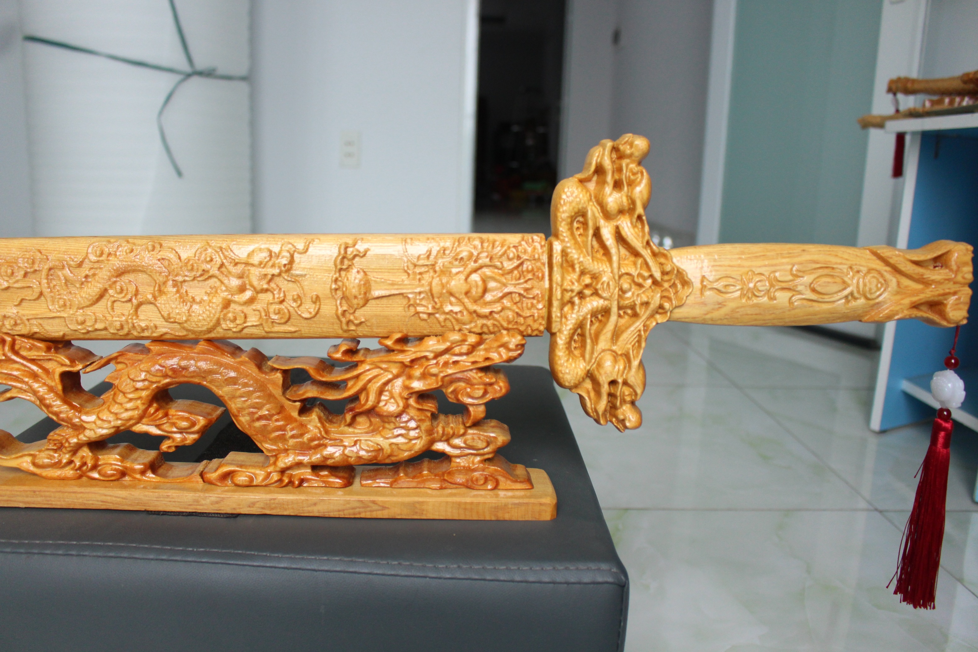 KIẾM GỖ pomu phong thủy dài 84cm (YTHIEN)