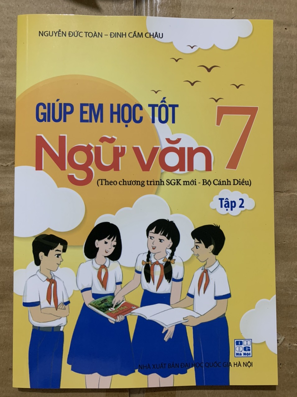 Giúp em học tốt ngữ văn 7 tâp 2 ( Bộ sách Cánh Diều)