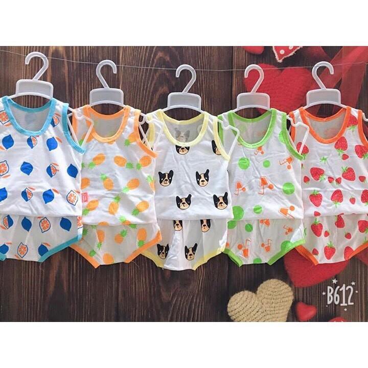 Móc treo quần áo trẻ em, móc bộ trẻ me size to 3-6 tuổi