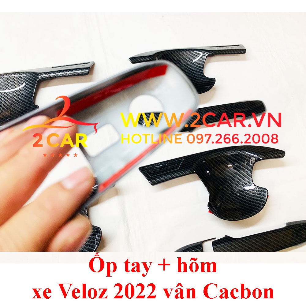 Ốp tay nắm, hõm cửa CARBON xe Toyota Veloz 2022 2023 vân cacbon cao cấp