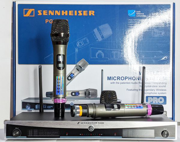 Micro không dây Sennheiser PGX-898 - Mic karaoke gia đình, sân khấu - Độ nhạy cao, bắt sóng xa, chống hú rít - Thiết kế sang trọng, bắt mắt -  Dễ dàng phối ghép với các thiết bị âm thanh khác - Hàng nhập khẩu