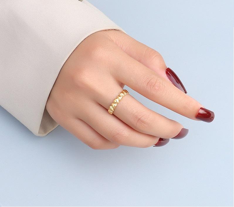Nhẫn vòng hở trái tim dẹt cỡ vừa phong cách hiện đại đơn giản dễ thương hàn quốc-NHV9101