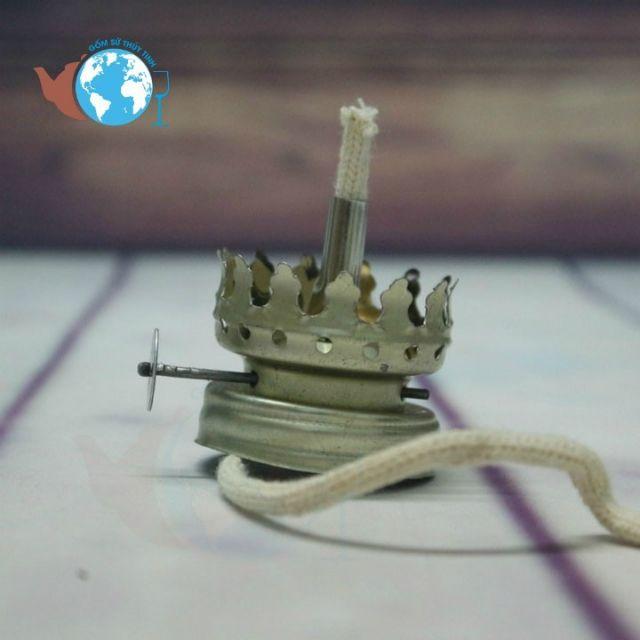 Đèn hột vịt thắp dầu