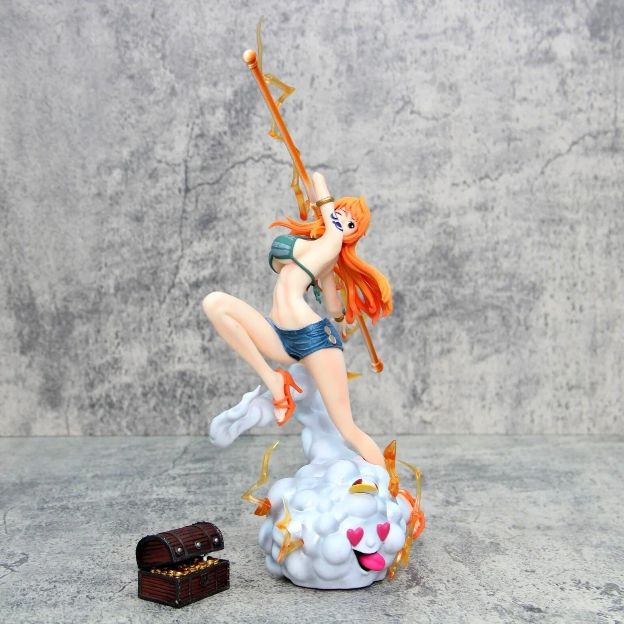 Mô hình One Piece : Mô hình Nami vá Zeus