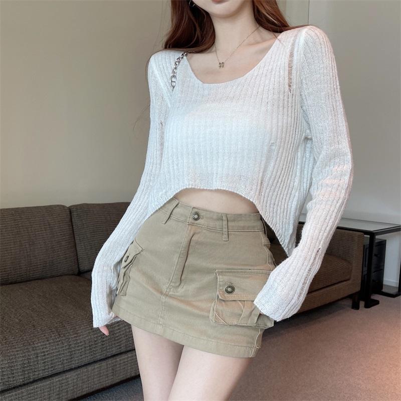 Áo len Montoghi dệt kim MỎNG CROPTOP GẮN NHÃN dễ phối đồ thời trang sang trọng