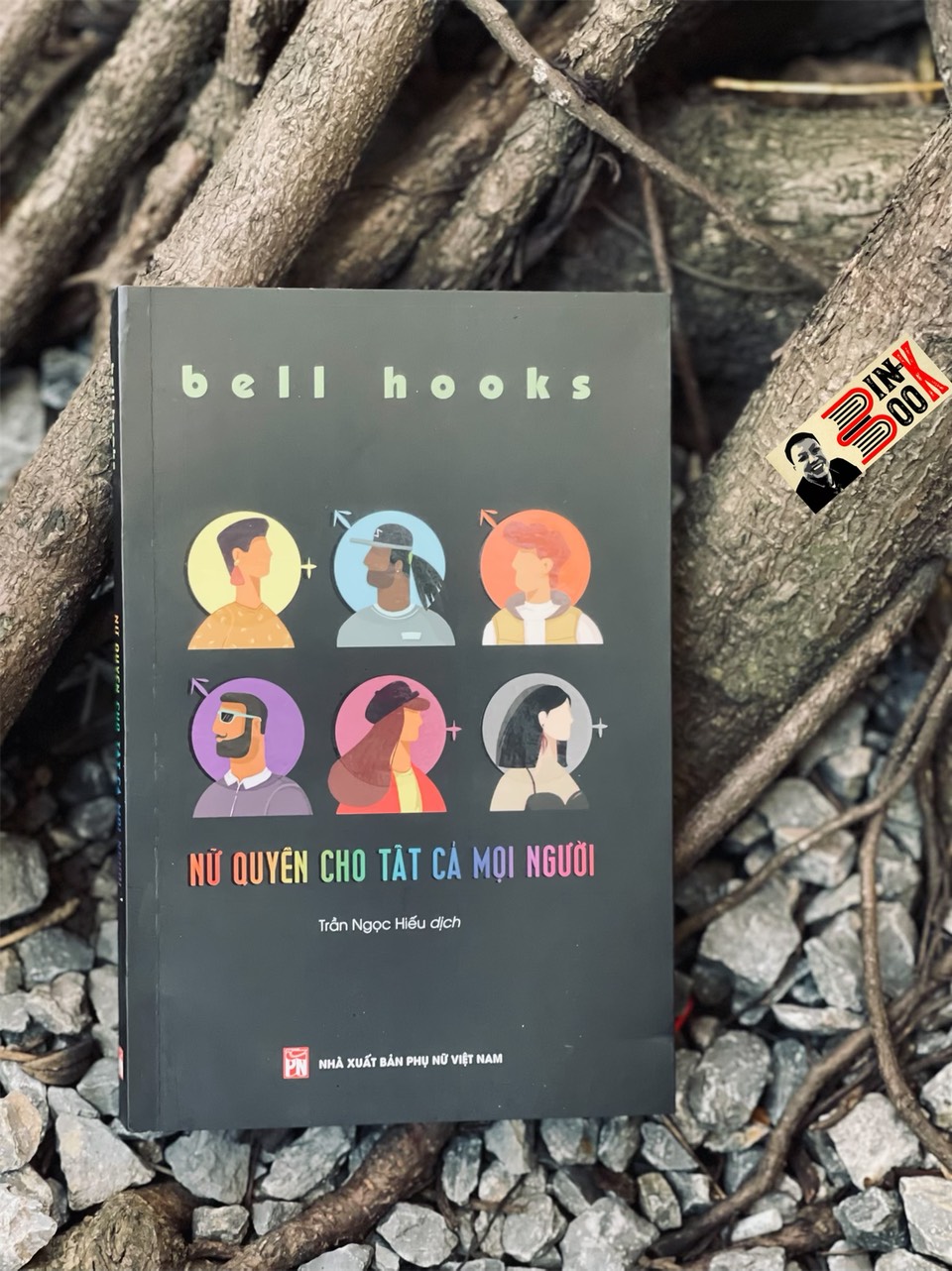 NỮ QUYỀN CHO TẤT CẢ MỌI NGƯỜI (bell hooks) -