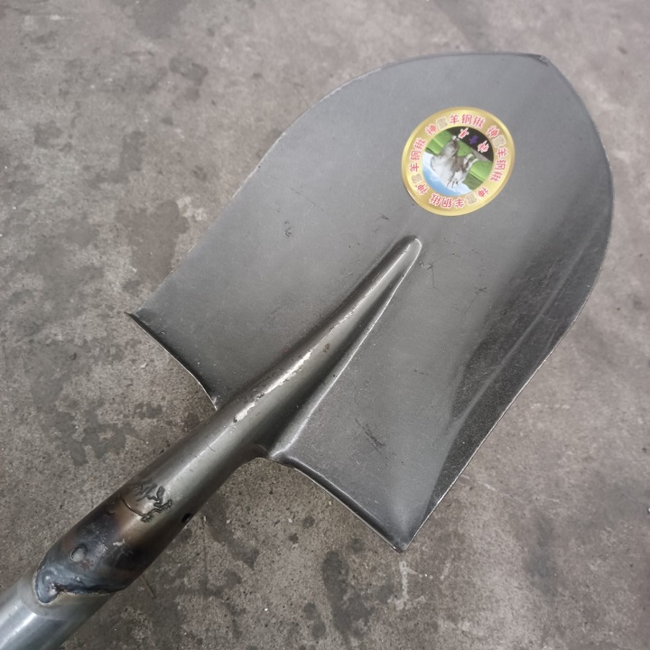 Xẻng Thép Trắng Cán Hàn Dài 1.3 M Siêu Cứng