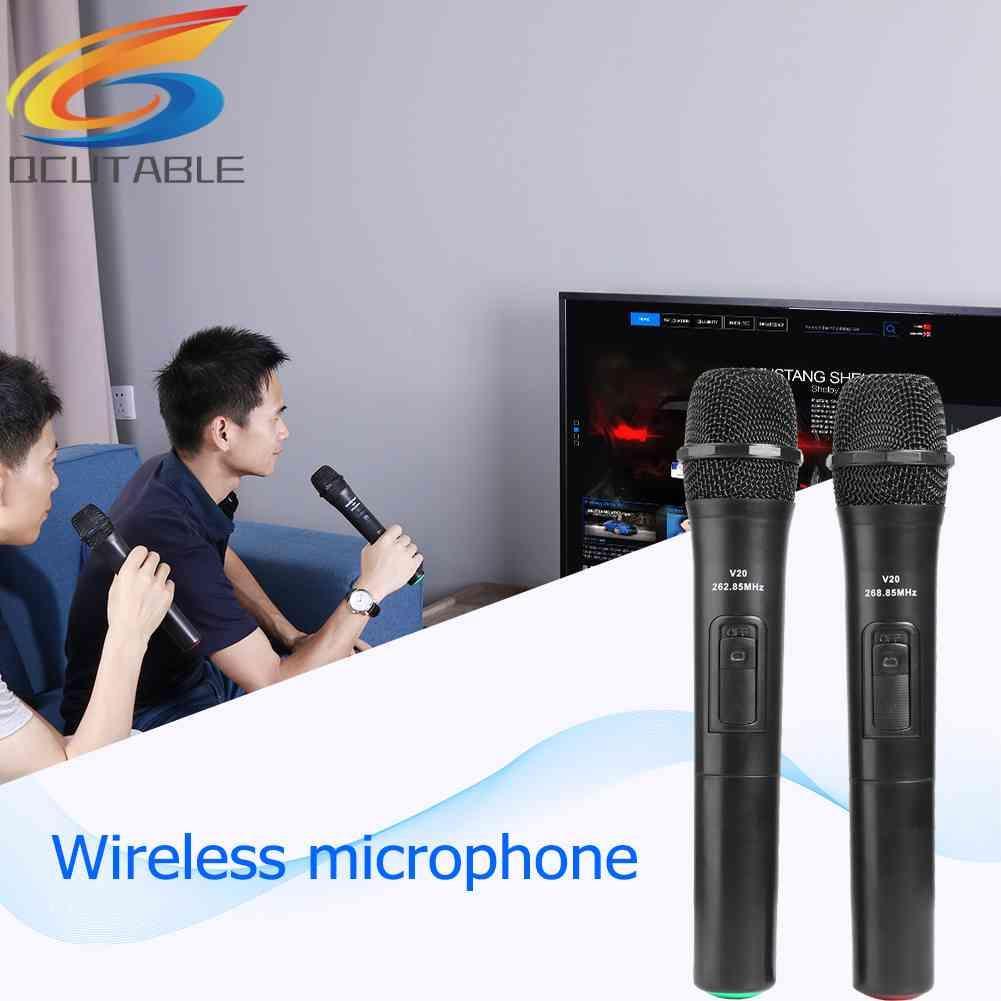 Bộ 2 Micro Không Dây Thông Minh Cầm Tay Kèm Đầu Nhận USB Chuyên Dụng Cho Karaoke