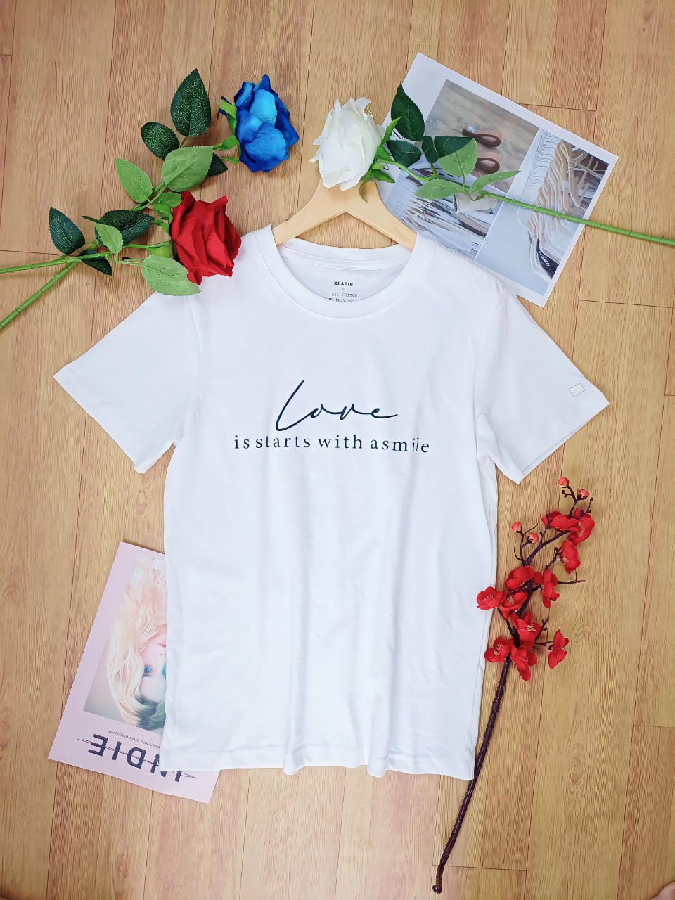 Áo Thun Nữ Đẹp Hàng Cao Cấp , Chất Liệu Thun Cotton 100%, Chất Dày Mịn Thoáng Mát, Thấm Hút Mồ Hôi Tốt, Màu Trắng - Đen, Mã LO1109001
