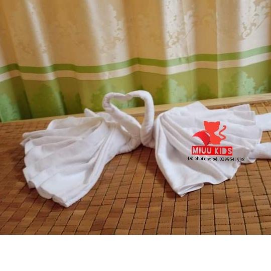 Khăn tắm khách sạn trắng sợi cotton thấm hút tốt, mềm mại, không nhớt, rất bền