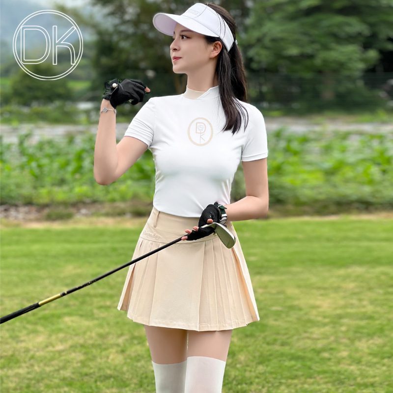 Fullset golf nữ DKGOLF D-SN23130 - D-KN23128 - Áo cộc tay nữ cổ đứng kèm họa tiết DK trước ngực, kết hợp chân váy xòe thêm phần nữ tính