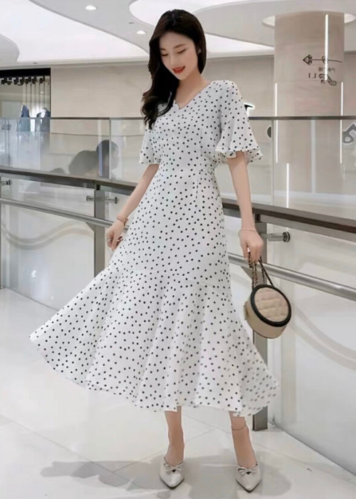 ĐẦM SUÔNG DÀI TRẮNG BI ĐUÔI CÁ damsuong145