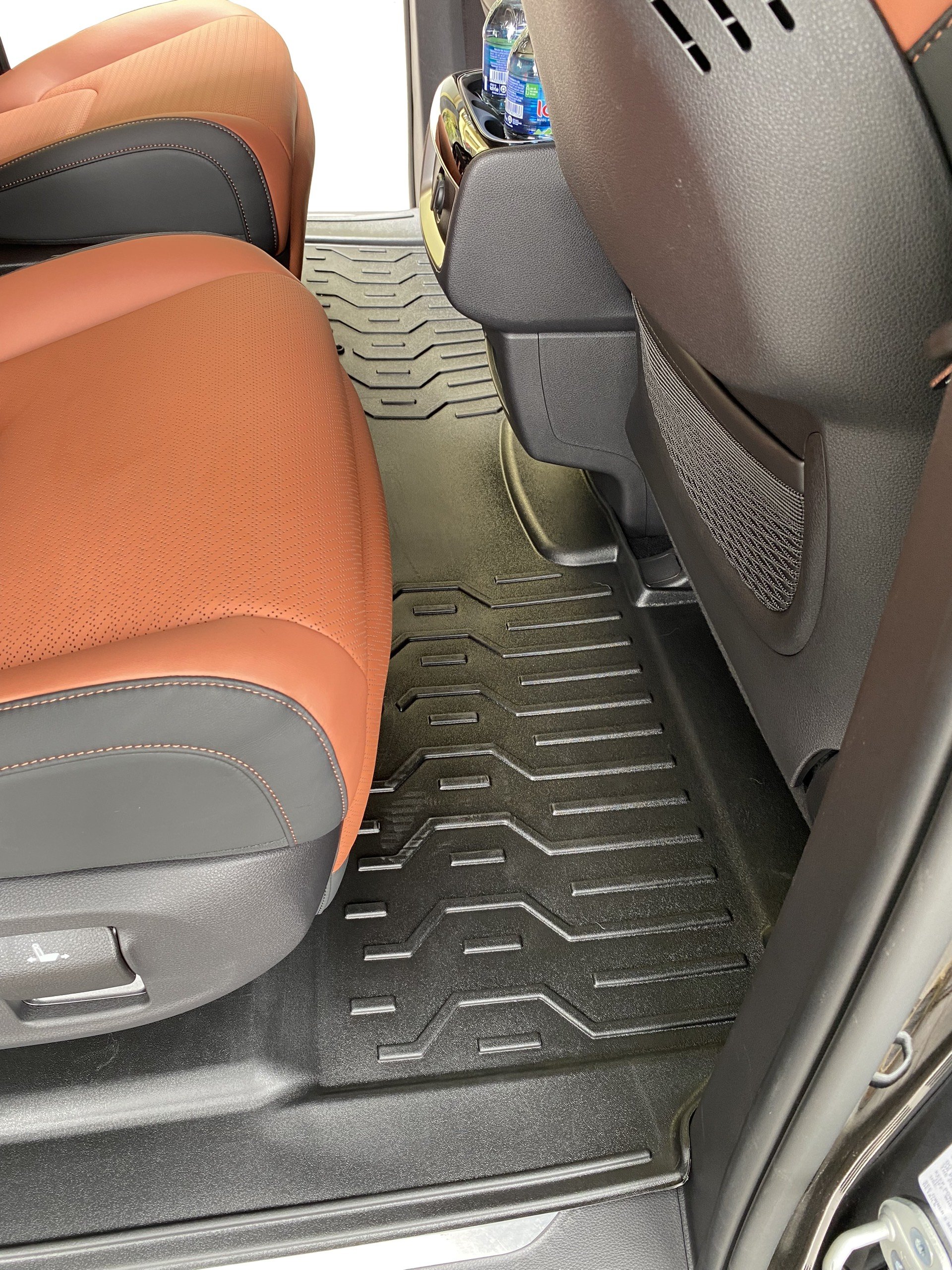 Thảm lót sàn xe ô tô Kia Carnival   Nhãn hiệu Macsim chất liệu nhựa TPV cao cấp màu đen