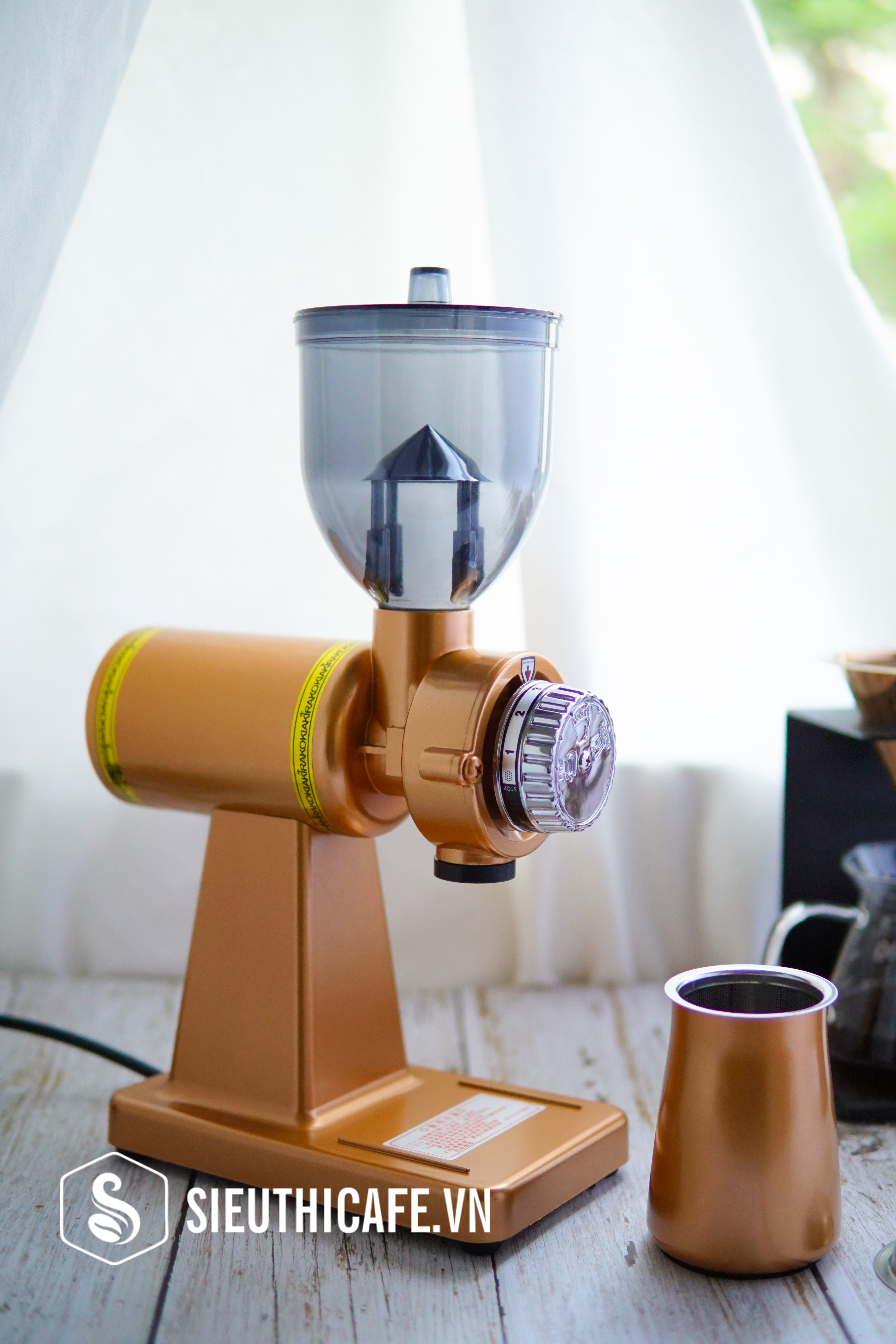 MÁY XAY CÀ PHÊ AKIRAKOKI GRINDER SUPER M-520A ORANGE - Lưỡi thép được nhập từ Italy
