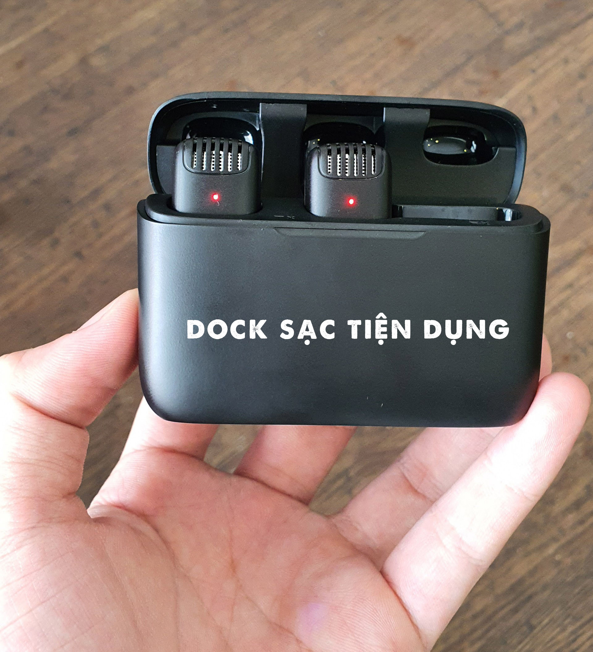 Mic không dây MTMAX J3 dành cho điện thoại gọn kết nối nhanh pin khỏe đủ kết nối kèm dock sạc chuyên quay video clip, vlog, ghi âm chuyên nghiệp