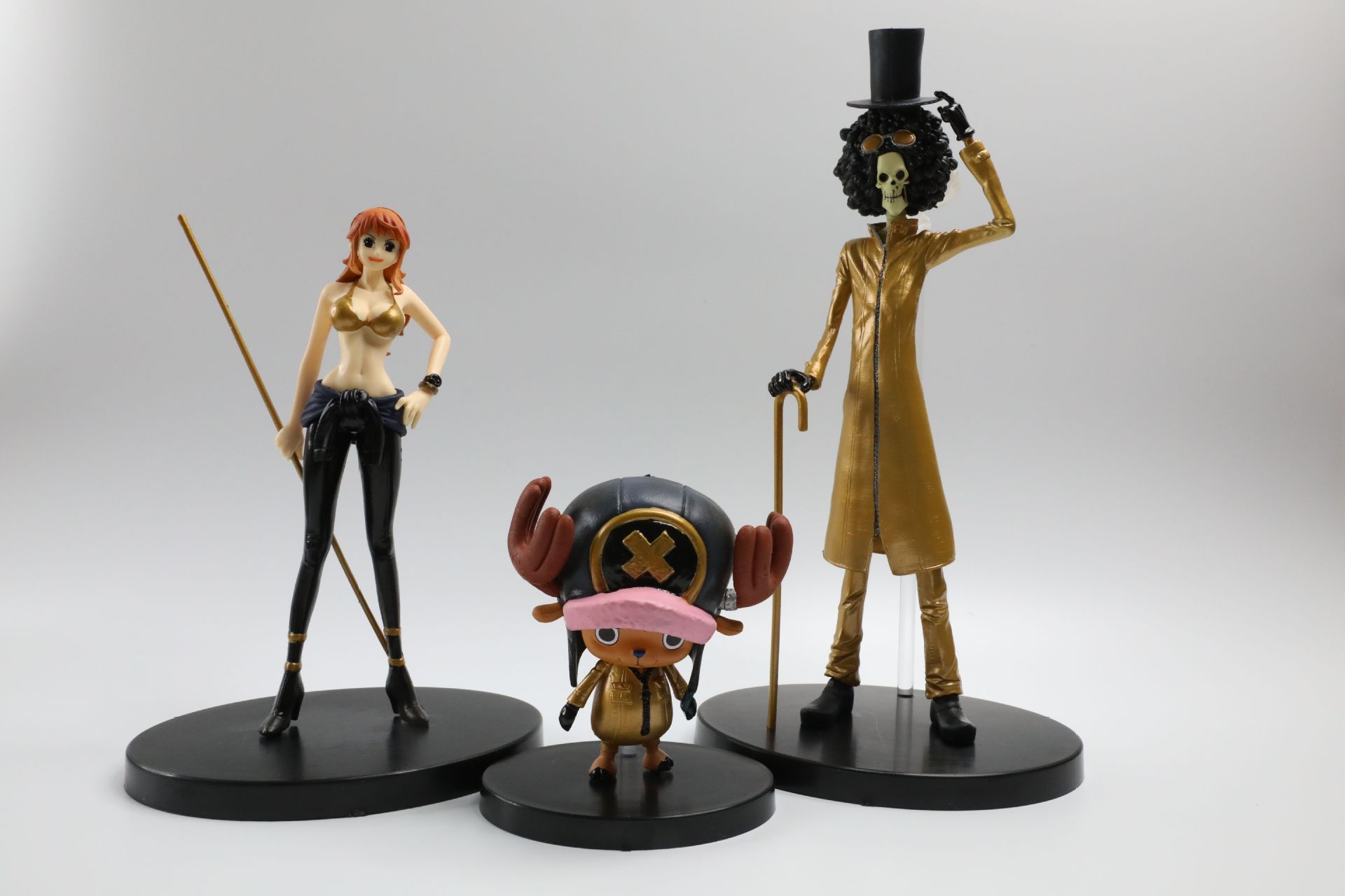 Mô Hình One Piece Combo 9 Thành Viên Bang Hải Tặc Luffy Mũ Rơm Bản Cao Cấp