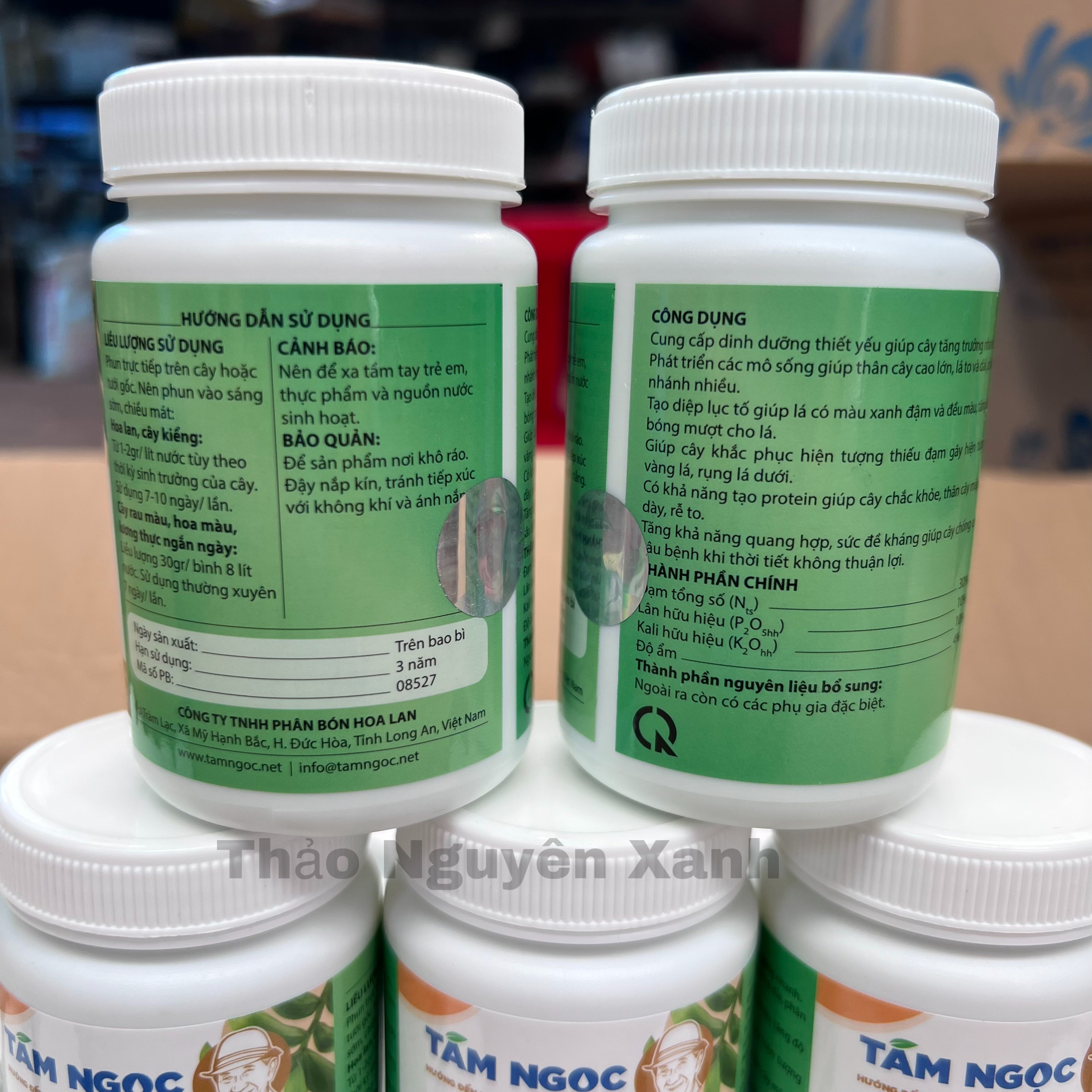 Phân Bón NPK Tám Ngọc 30-10-10 Giai Đoạn Cây Con Lọ 100 gam