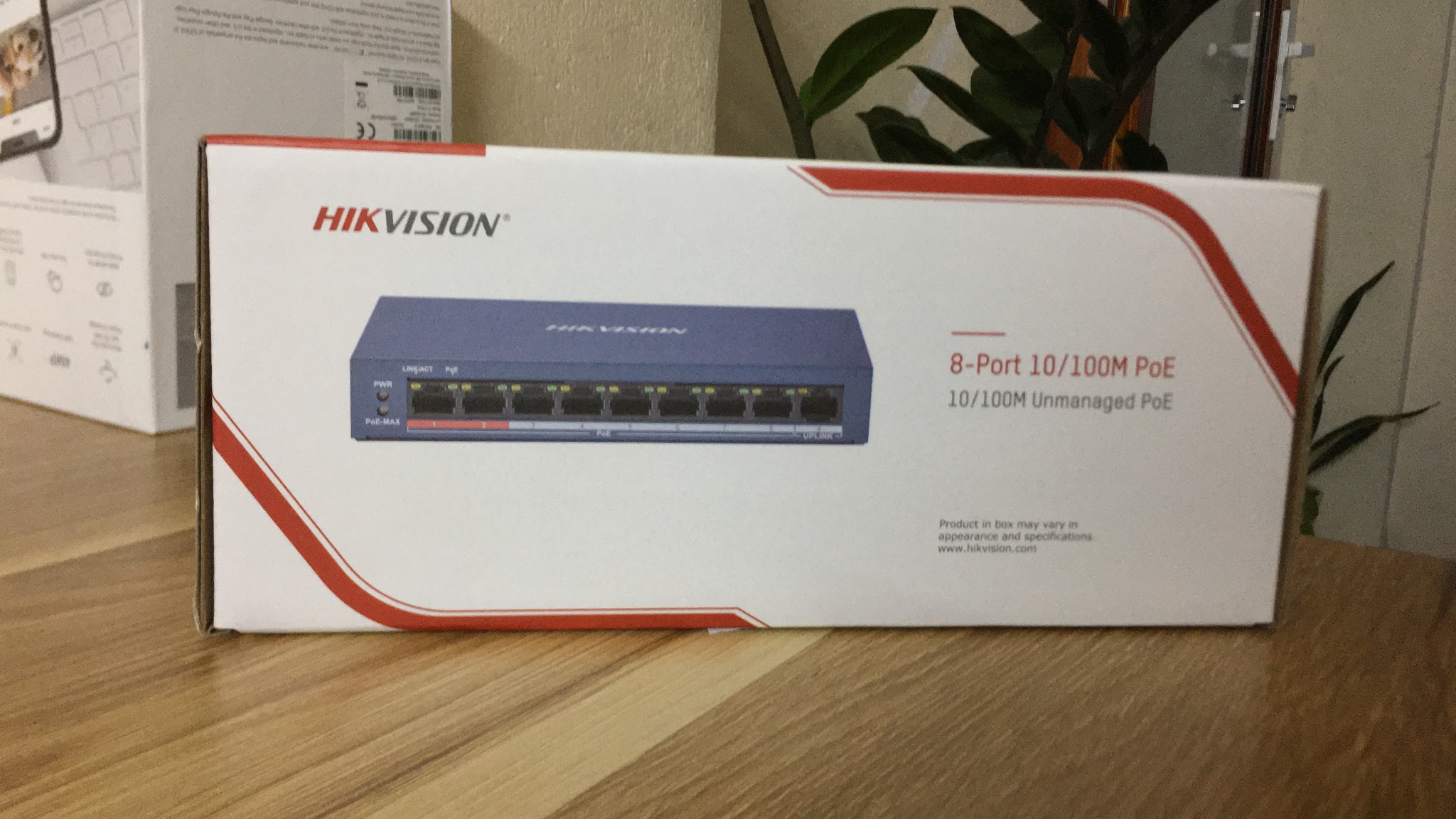DS-3E0109P-E/M POe. Switch mạng 8 cổng Hikvision DS-3E0109P-E/M. Vỏ sắt sơn tĩnh điện , PoE 100M, 1 cổng uplink 10/100M , layer 2, chống sét 4KV