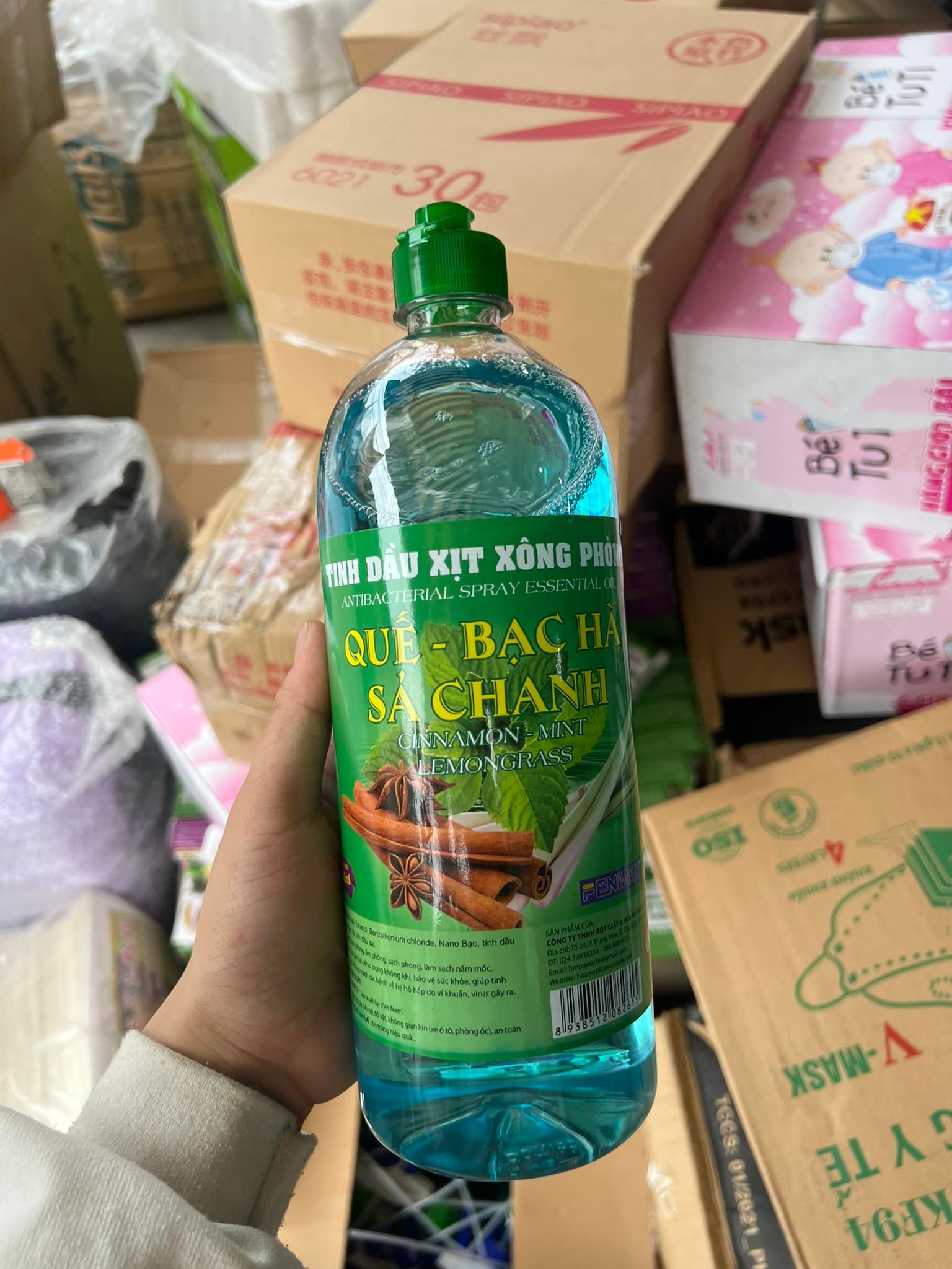 XỊT XÔNG PHÒNG HƯƠNG QUẾ, BẠC HÀ, SẢ CHANH - 1000ML