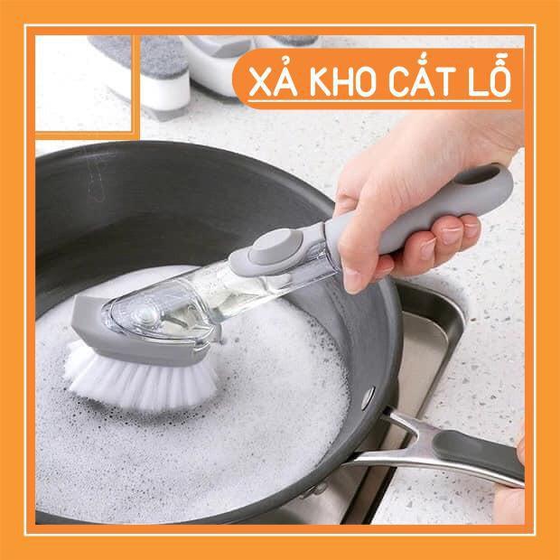 Bàn chải cọ rửa bêp 2 in 1 co bình đựng xà phòng