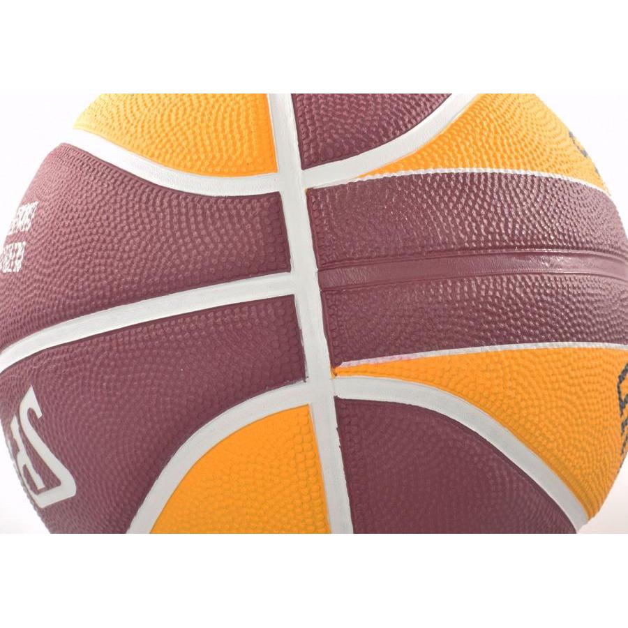 Bóng rổ Spalding NBA Team Cleveland Cavaliers Outdoor size7